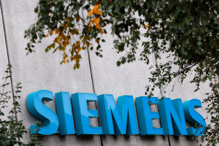 Siemens sees limited tariff impact as profit top forecast