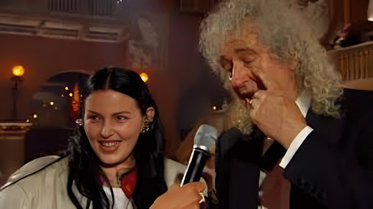 Queen-stjärnan i tårar – kuppar sändningen för att hylla Bryant