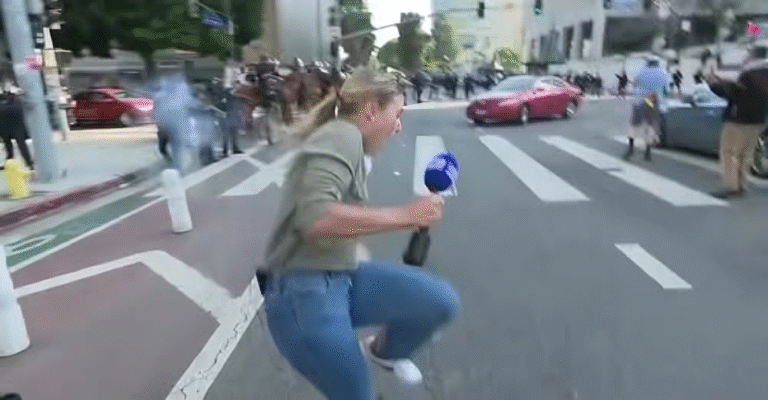 Premiärministern rasar efter skott mot reporter: ”Fruktansvärt”