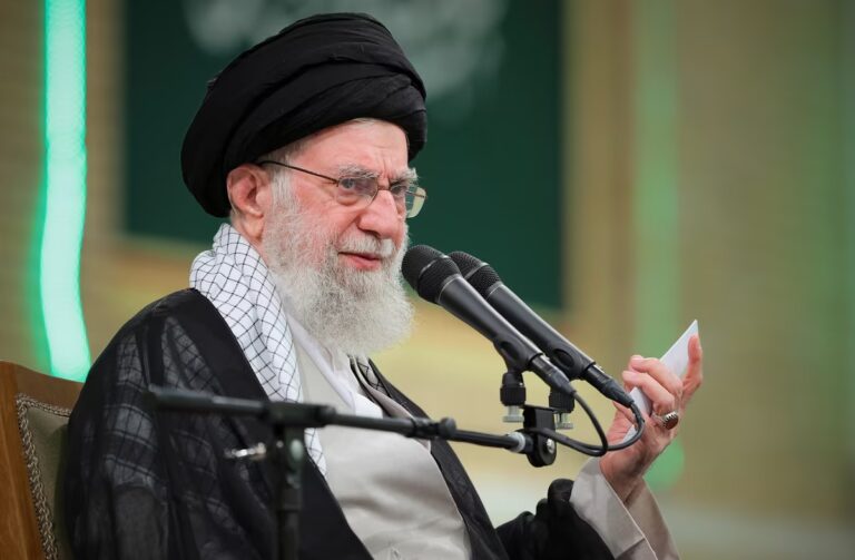 Khamenei: ”Förvänta ett tungt straff”