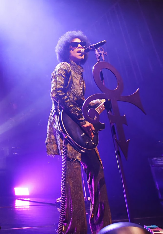 April 9, 2015: Prince Delivers an Unforgettable Night at Detroit’s Fox Theatre
