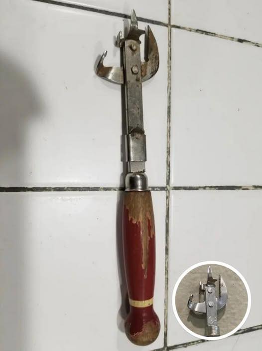 Internet Users Stumped Over What This ‘Tool’ Is