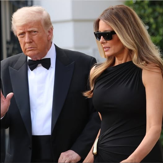 SOTD – Trump and Melania photo sparks social media stir!