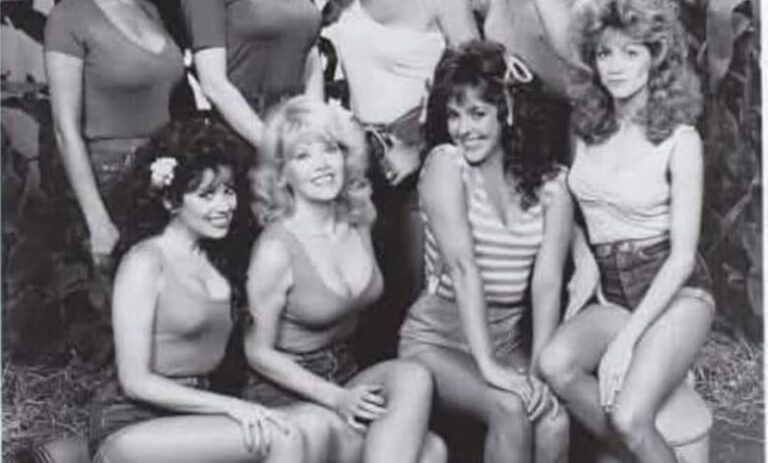 Nothing Edited, If You Notice What is Unique Here, You Have Amazing Eyesight and Nostalgic Memories!