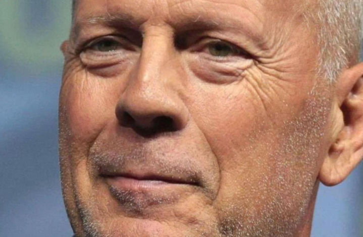 Bruce Willis Battles Dementia as His Family Stays Strong!