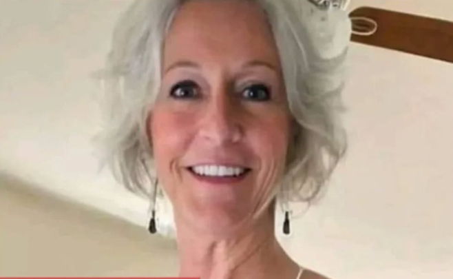 Wow! Tori Spelling Beach Day Backlash! Neon Two-Piece Sparks Social Media Frenzy