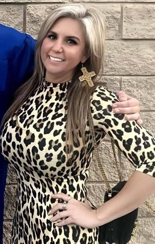 Brandi Passante Attracts Online Attention After Recent Beach Photos Go Viral