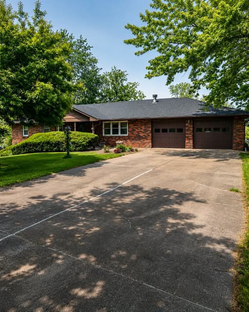 Spacious Kentucky Property Offers 25 Acres of Opportunity and Scenic Views